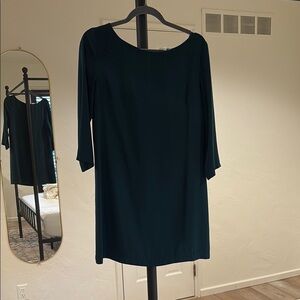 Leith Green Shift Dress 3/4 Sleeve Scoop Neck